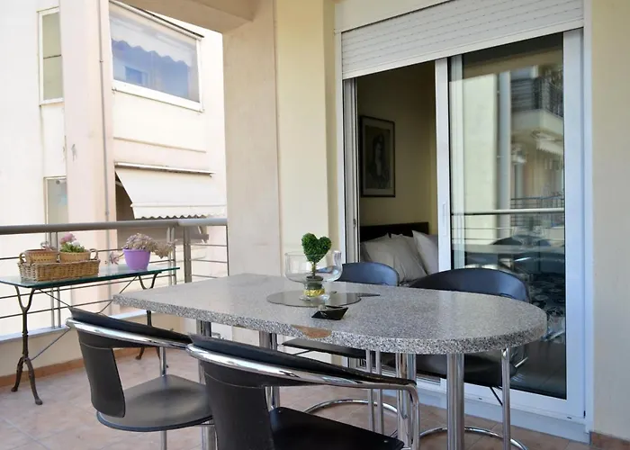 Delmare Dion Salonic